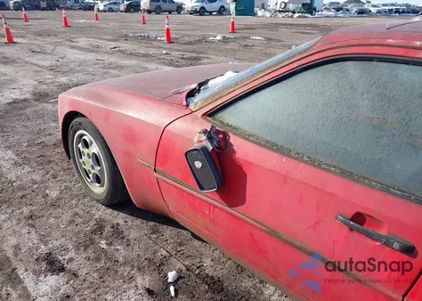1987 Porsche 944 z USA, uszkodzony, nr VIN WP0AA2956HN150561